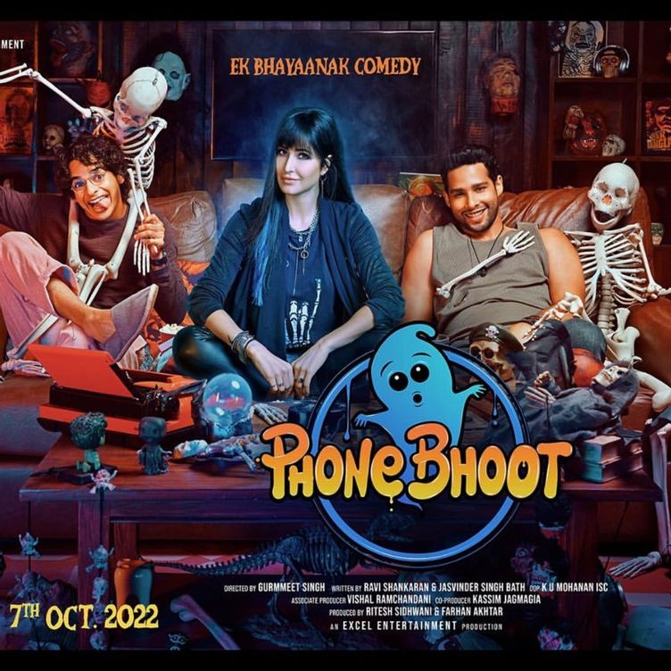 Download Phone Bhoot (2022) Hindi Blu-Ray Movie In 480p [400 MB] | 720p [1 GB] | 1080p [4 GB]